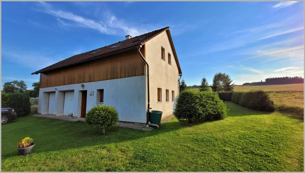 Apartmany Janovice Jívka Buitenkant foto